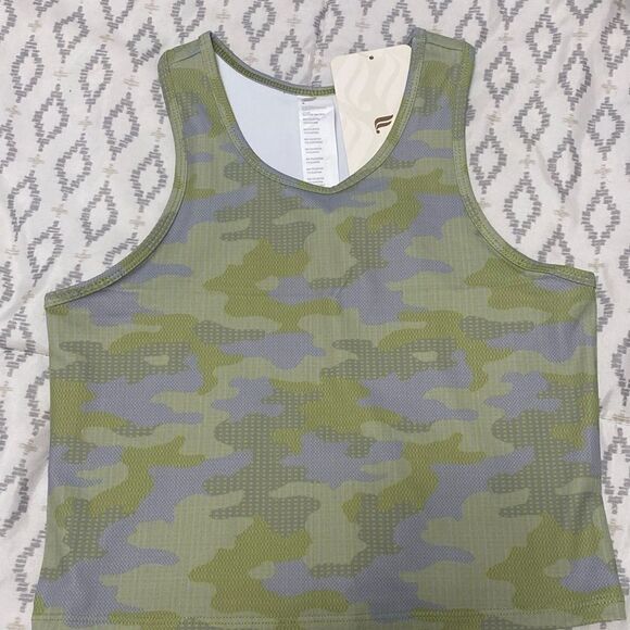 Women’s Fabletics NWT Resler Crop Top size XL - Picture 1 of 14